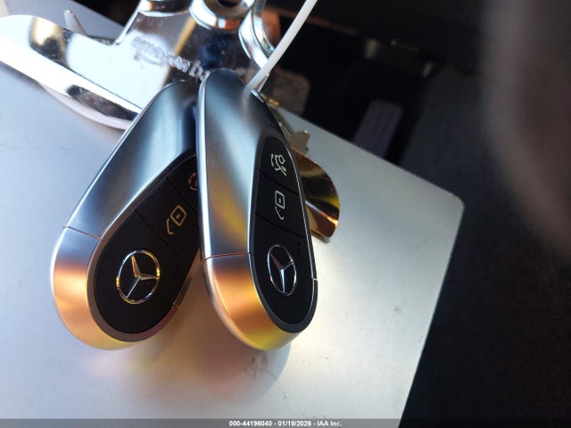 W1KAF4GB5SR291603 Mercedes-Benz C 300