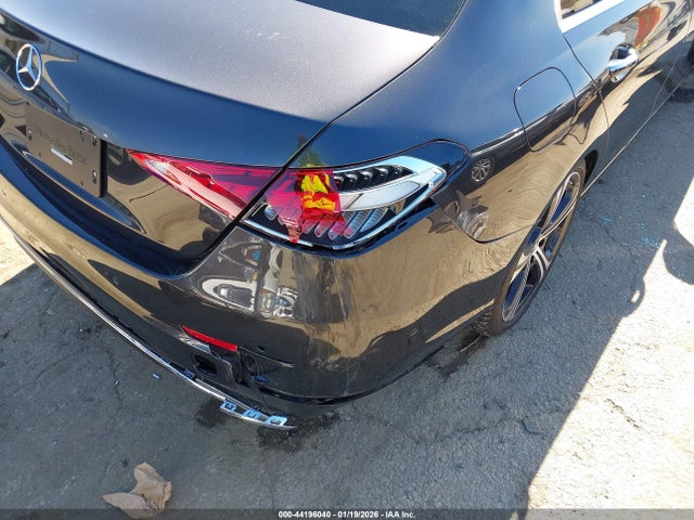 W1KAF4GB5SR291603 Mercedes-Benz C 300