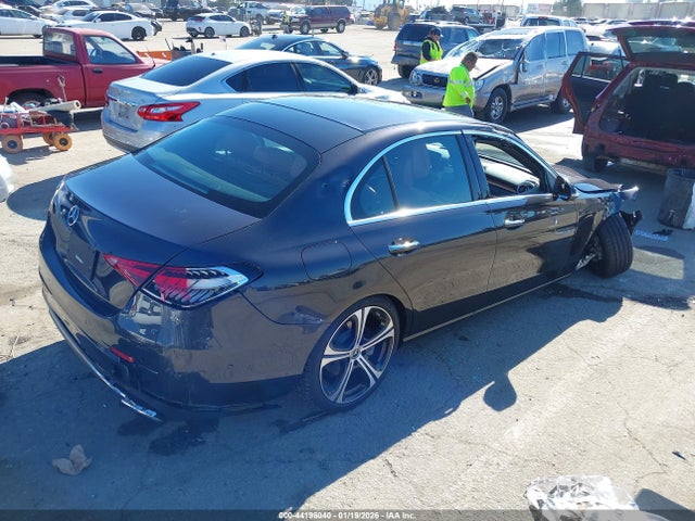 W1KAF4GB5SR291603 Mercedes-Benz C 300