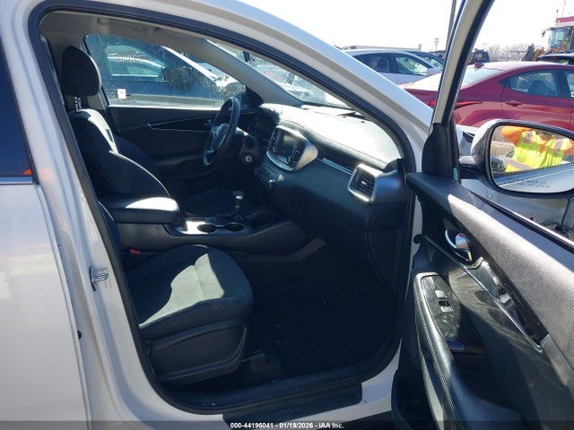 5XYPG4A58LG631735 KIA Sorento 3.3l Lx