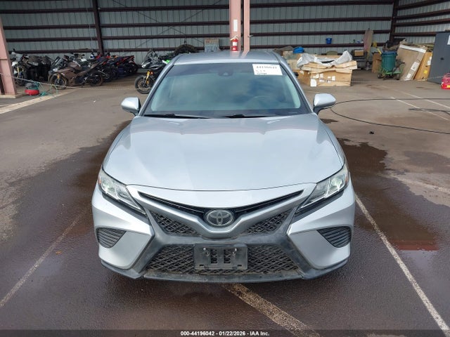 4T1B11HK9JU136778 Toyota CAMRY SE