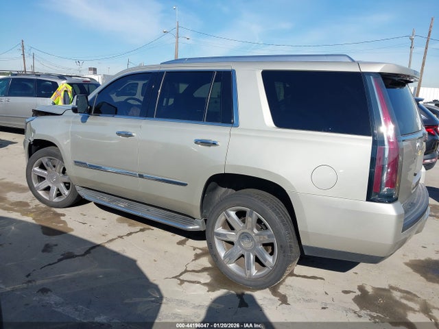 1GYS3BKJ3GR185548 Cadillac Escalade Luxury Collection