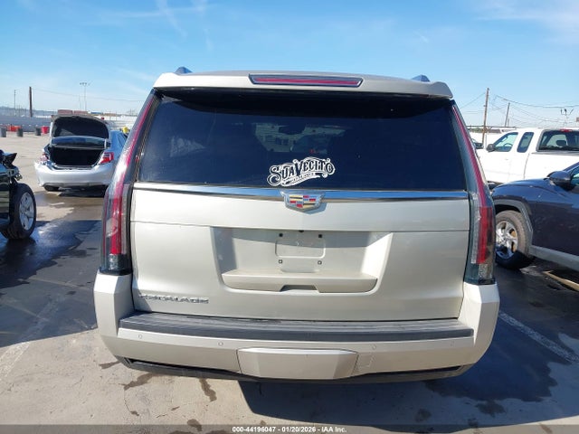 1GYS3BKJ3GR185548 Cadillac Escalade Luxury Collection