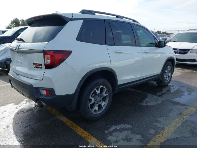 5FNYF8H66NB001722 Honda Passport Awd Trailsport