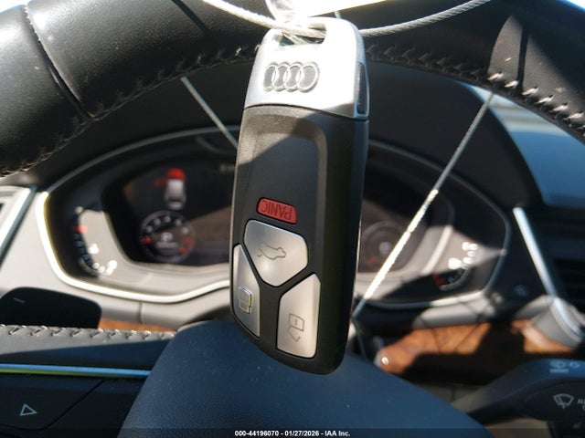 44196070 :رقم المزاد ، WA1CNAFY2J2161421 vin ، 2018 Audi Q5 2.0t Premium/2.0t Tech Premium مزاد بيع