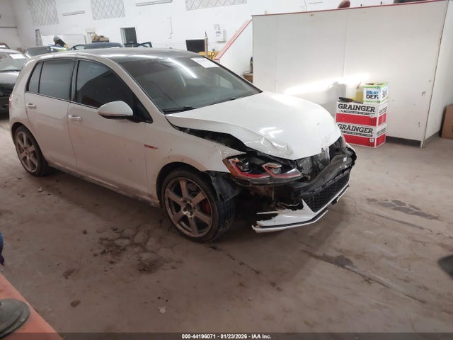 2018 VOLKSWAGEN GOLF GTI 3VW547AU2JM297370