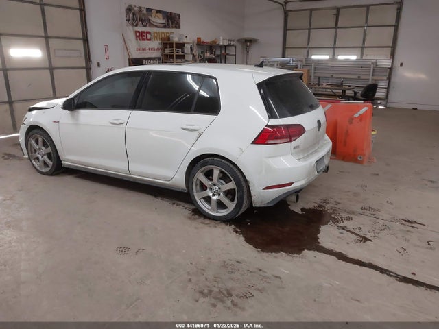2018 VOLKSWAGEN GOLF GTI 3VW547AU2JM297370 Photo 2
