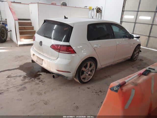 2018 VOLKSWAGEN GOLF GTI 3VW547AU2JM297370 Photo 3