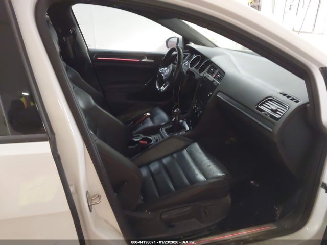 2018 VOLKSWAGEN GOLF GTI 3VW547AU2JM297370 Photo 4
