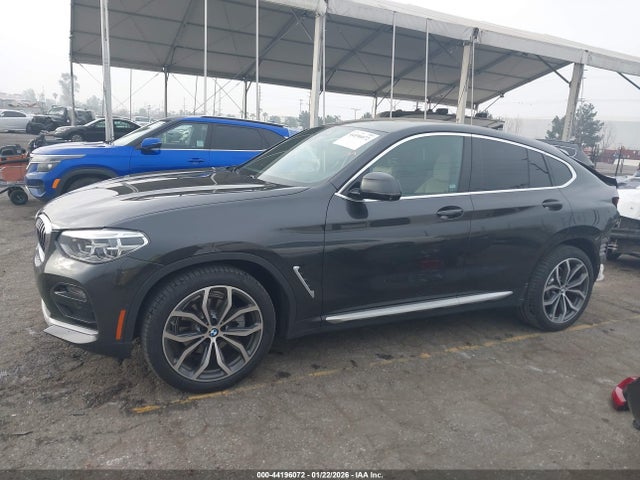 44196072 :رقم المزاد ، 5UX2V1C01L9B70283 vin ، 2020 Bmw X4 Xdrive30i مزاد بيع