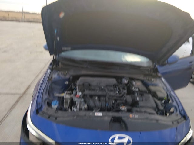 KMHLL4DG9RU687564 Hyundai ELANTRA SE
