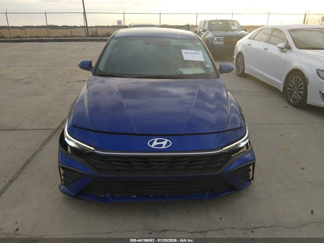 KMHLL4DG9RU687564 Hyundai ELANTRA SE