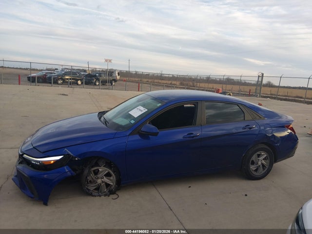 KMHLL4DG9RU687564 Hyundai ELANTRA SE