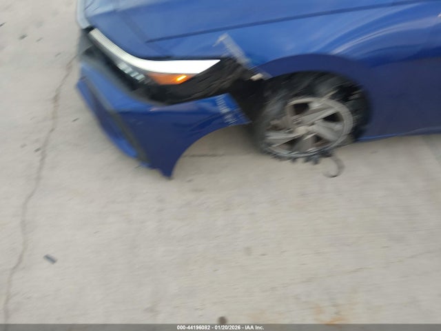KMHLL4DG9RU687564 Hyundai ELANTRA SE