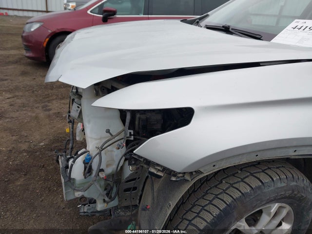 1GNEVGKW7JJ248248 Chevrolet Traverse Lt Cloth