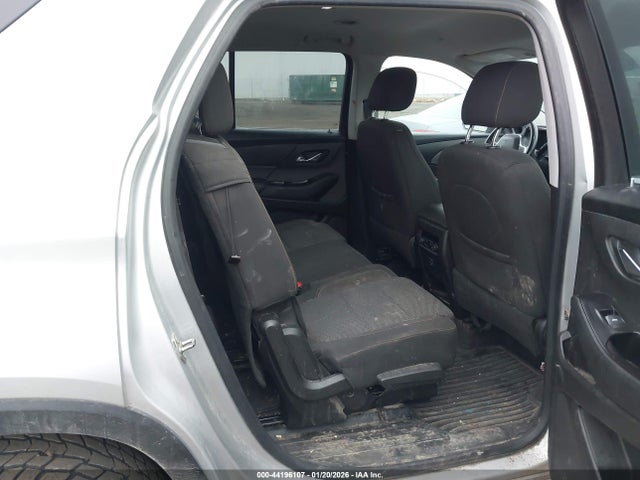 1GNEVGKW7JJ248248 Chevrolet Traverse Lt Cloth