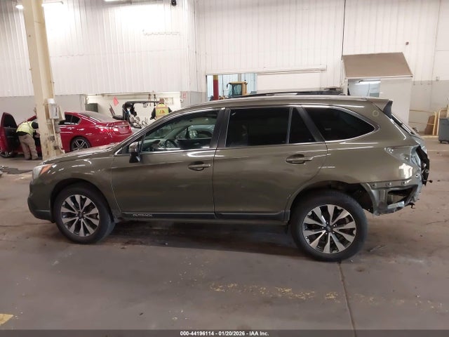 Subaru Outback 2.5i Limited 2015 4S4BSALC3F3227586 Image 15