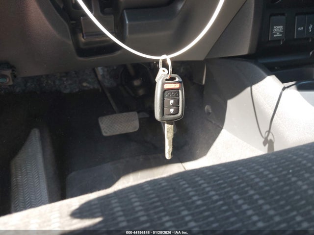 3HGGK5H58FM716433 Honda FIT LX