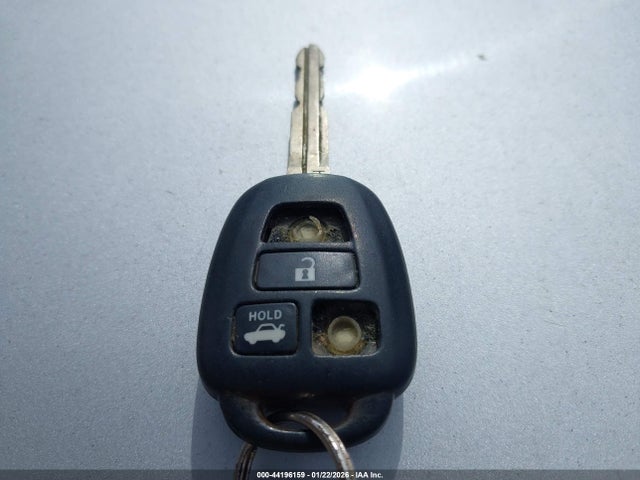 Продаж на аукціоні авто 2015 Toyota Corolla L/le/le Pls/prm/s/s Pls, vin: 5YFBURHE2FP198323, номер лоту: 44196159