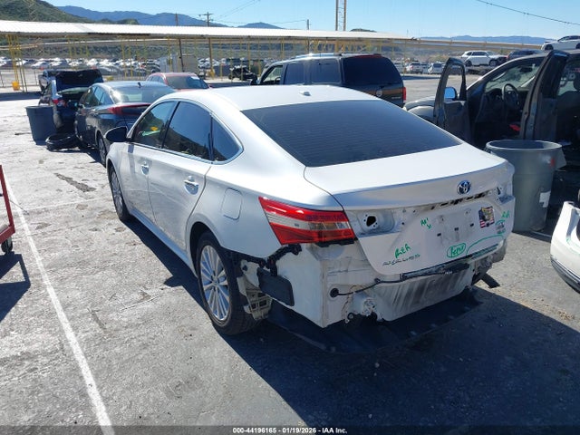 4T1BD1EB5FU038561 Toyota Avalon Hybrid Xle Premium