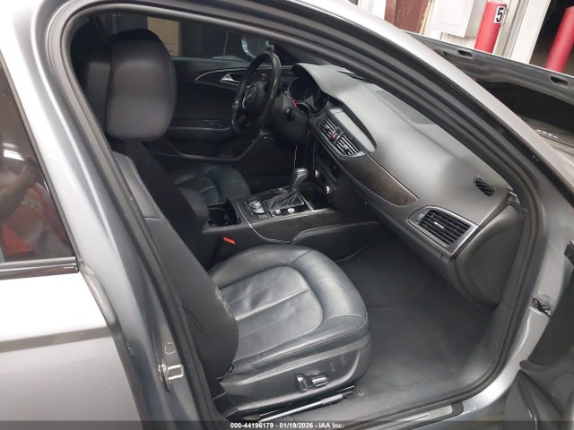 WAUD8AFC4JN033294 Audi A6 Premium Plus