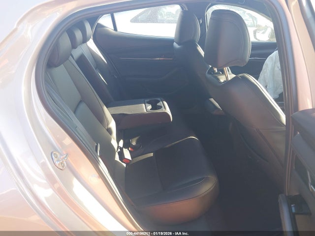 JM1BPAKM7R1722289 Mazda Mazda3 2.5 S Select Sport