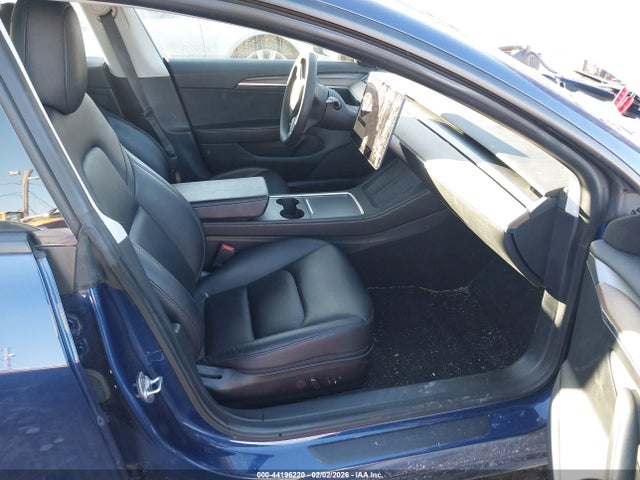 2021 TESLA MODEL 3 5YJ3E1EB8MF049923 Photo 4