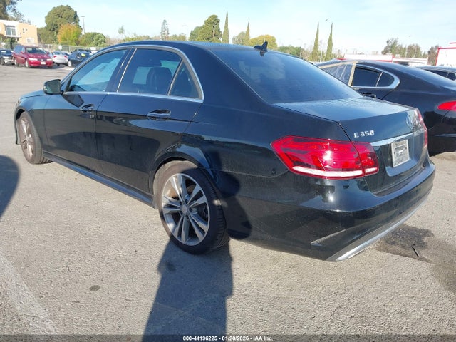Mercedes-Benz E 350 2014 WDDHF5KB1EA837456 Image 3