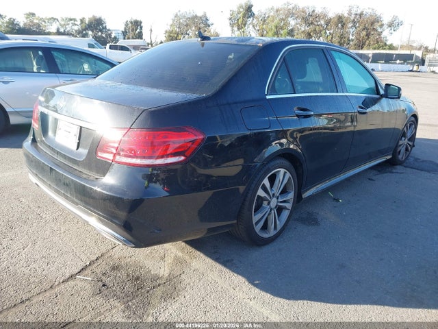Mercedes-Benz E 350 2014 WDDHF5KB1EA837456 Image 4