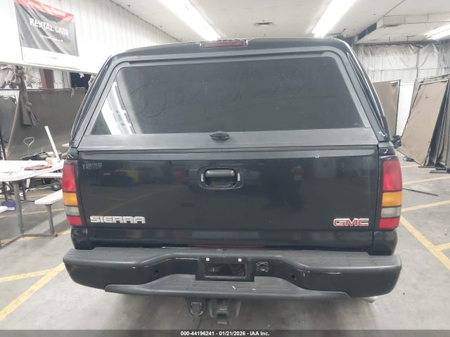 44196241 :رقم المزاد ، 2GTFK69UX41182653 vin ، 2004 Gmc Sierra 1500 Denali مزاد بيع