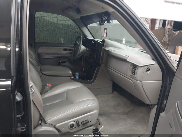 44196241 :رقم المزاد ، 2GTFK69UX41182653 vin ، 2004 Gmc Sierra 1500 Denali مزاد بيع