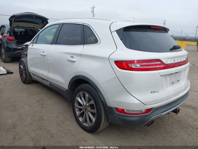 5LMCJ2C92GUJ23729 Lincoln MKC SELECT