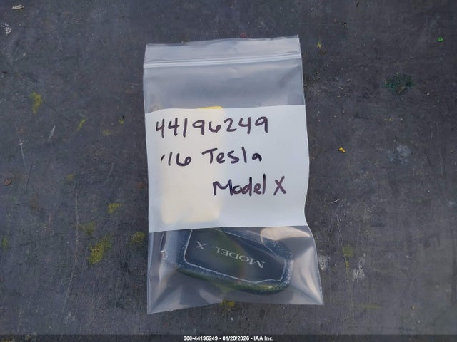 2016 TESLA MODEL X 5YJXCBE2XGF008503 Photo 10