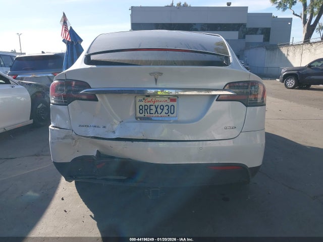 Tesla Model X 60d/70d/75d/90d/p100d 2016 5YJXCBE2XGF008503 Image 16