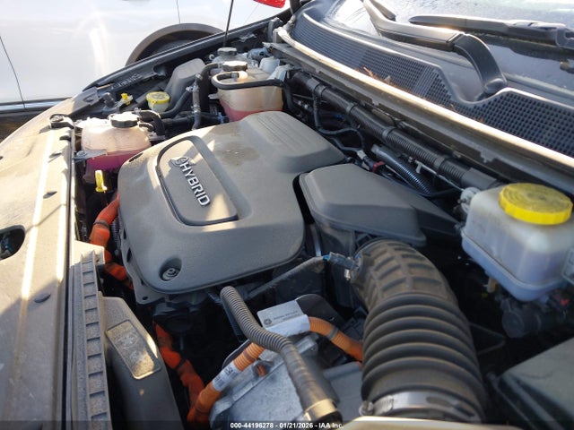 Chrysler Pacifica Hybrid Touring L 2023 2C4RC1L77PR599010 Image 32