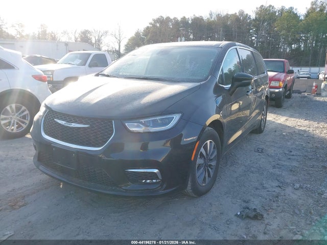 Chrysler Pacifica Hybrid Touring L 2023 2C4RC1L77PR599010 Image 24