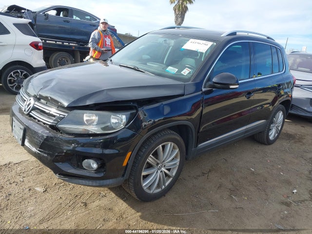 WVGAV3AX4EW578234 Volkswagen Tiguan Sel