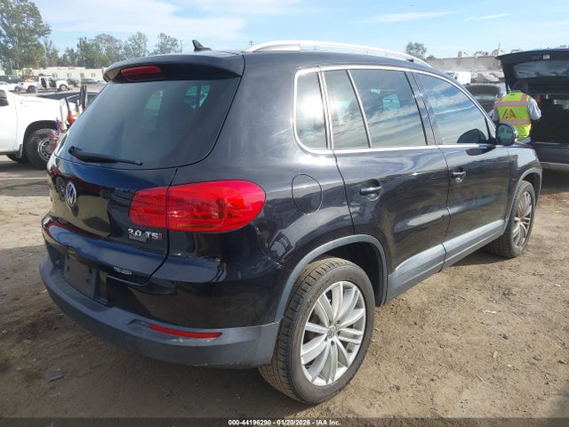 WVGAV3AX4EW578234 Volkswagen Tiguan Sel