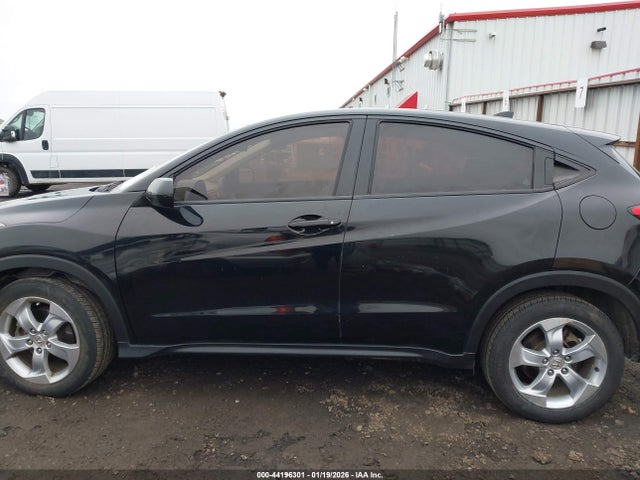 3CZRU5H34GM742104 Honda HR-V LX