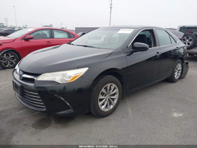 4T1BF1FK2HU395496 Toyota CAMRY LE