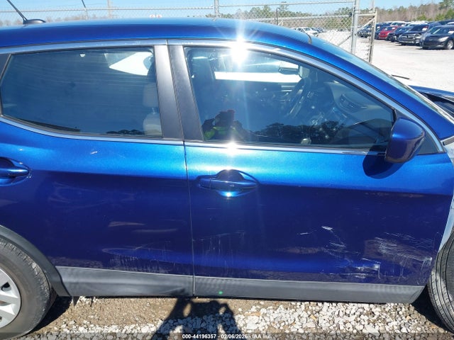 JN1BJ1CVXLW252703 Nissan Rogue Sport S Fwd Xtronic Cvt