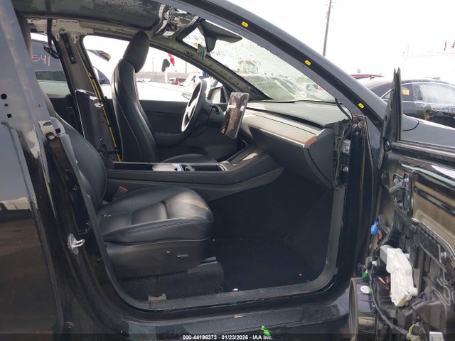 2022 TESLA MODEL Y 7SAYGDEFXNF337550 Photo 4