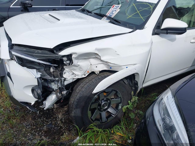 2019 TOYOTA 4RUNNER JTEBU5JR6K5730150 Photo 1