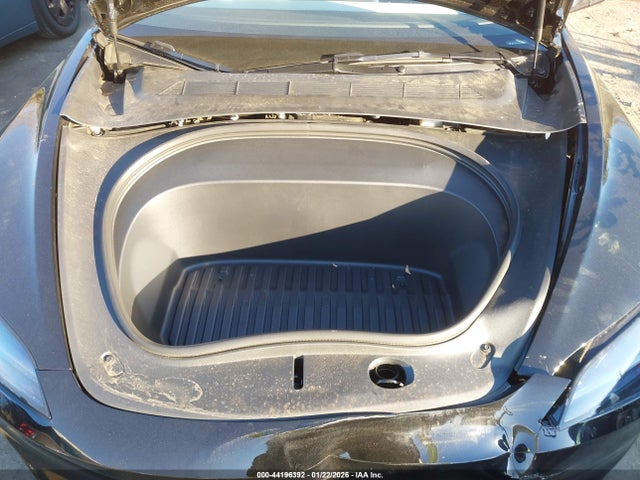 2025 TESLA MODEL 3 5YJ3E1EA6SF976049 Photo 9