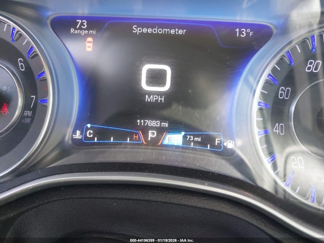2015 Chrysler 300 Limited მანქანა იყიდება აუქციონზე, vin: 2C3CCAAG6FH868163, აუქციონის ნომერი: 44196399