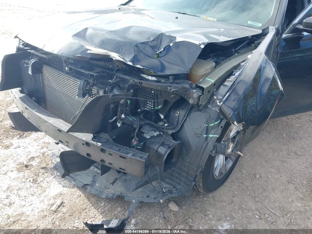 2015 Chrysler 300 Limited მანქანა იყიდება აუქციონზე, vin: 2C3CCAAG6FH868163, აუქციონის ნომერი: 44196399