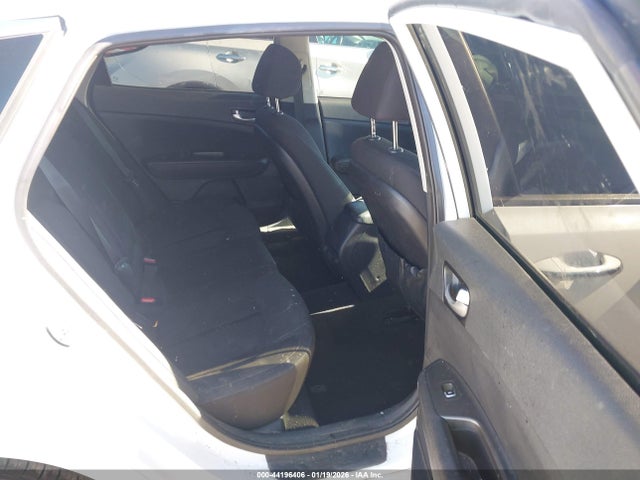 5XXGT4L37GG017499 KIA Optima Lx