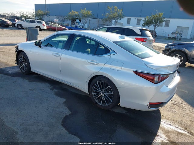 58ADA1C19SU074929 Lexus ES 300H