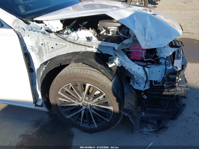 58ADA1C19SU074929 Lexus ES 300H