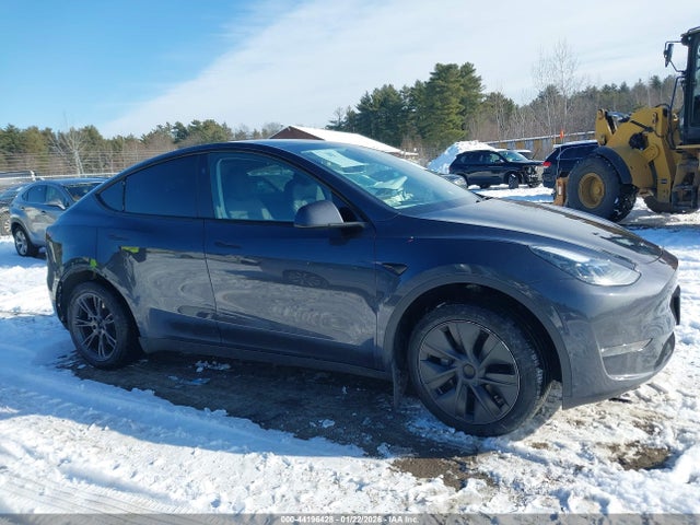 44196428 :رقم المزاد ، 7SAYGDEE5RA331486 vin ، 2024 Tesla Model Y Long Range Dual Motor All-wheel Drive مزاد بيع